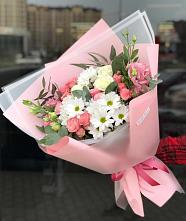 Букет цветов из:  Розы, Лизиантусы и Хризантемы в Каракулино