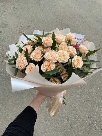 Букет Кремовые розы Латте в Каракулино